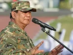 068657900_1729836654-20241025-Menteri_Loreng-AFP_2
