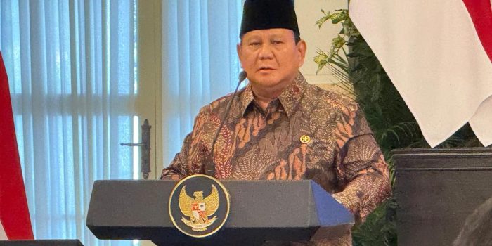 089539400_1760960005-Presiden_Prabowo_Subianto_di_Sidang_Kabinet