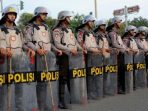 polisi-berjaga-di-sekitar-i